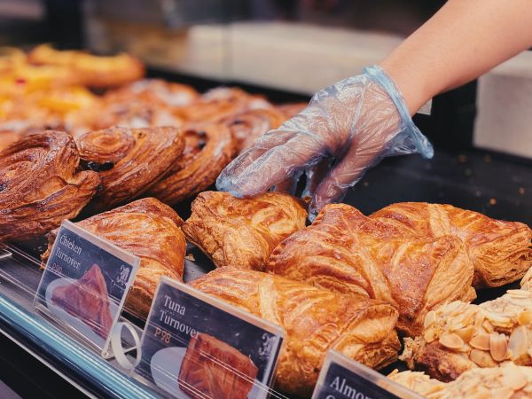 Jobtalk - Service Crew vacancy in Pasay! Hiring by The French Baker